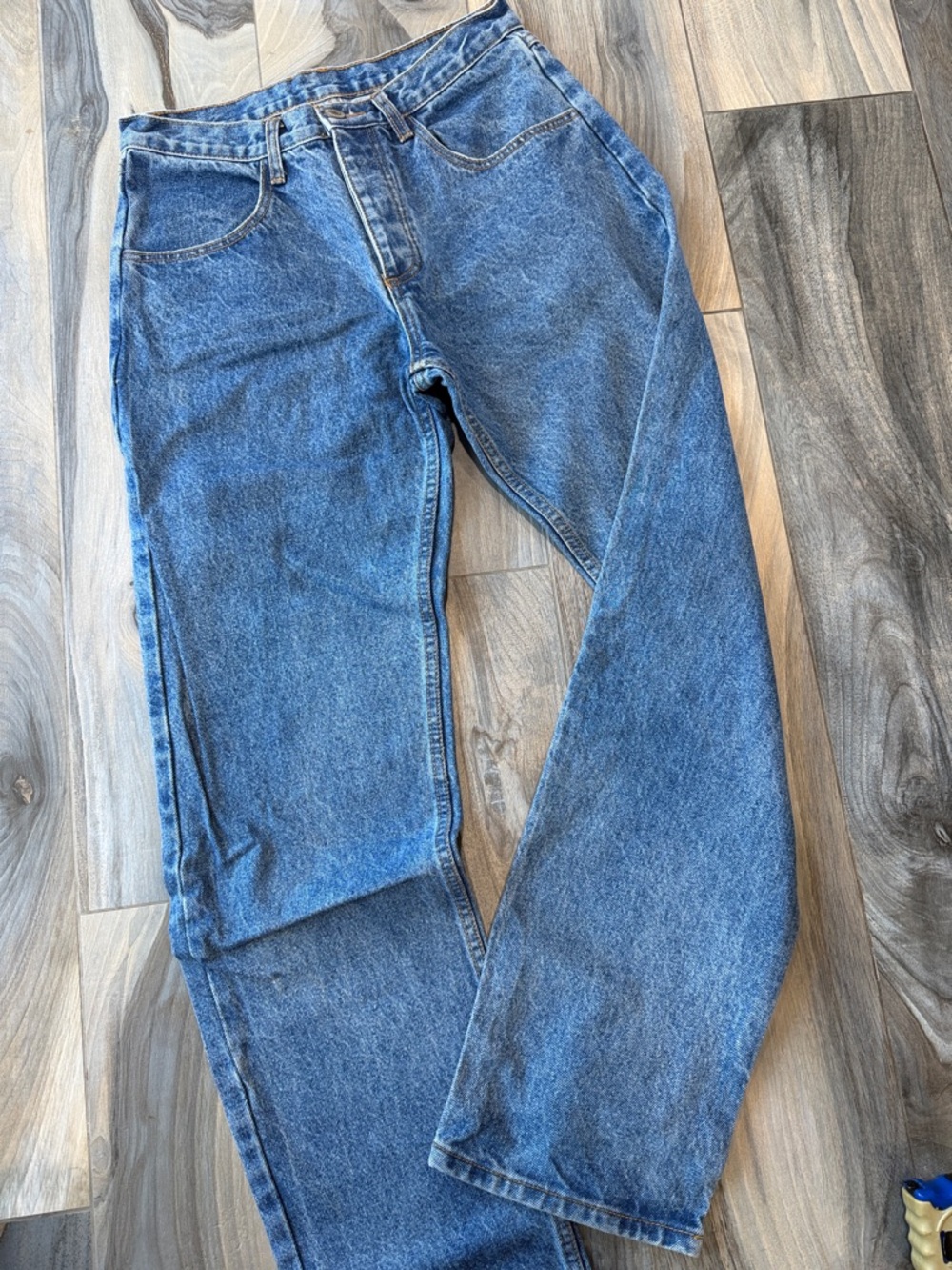 Brandy Melville Classic straight leg Denim Jeans